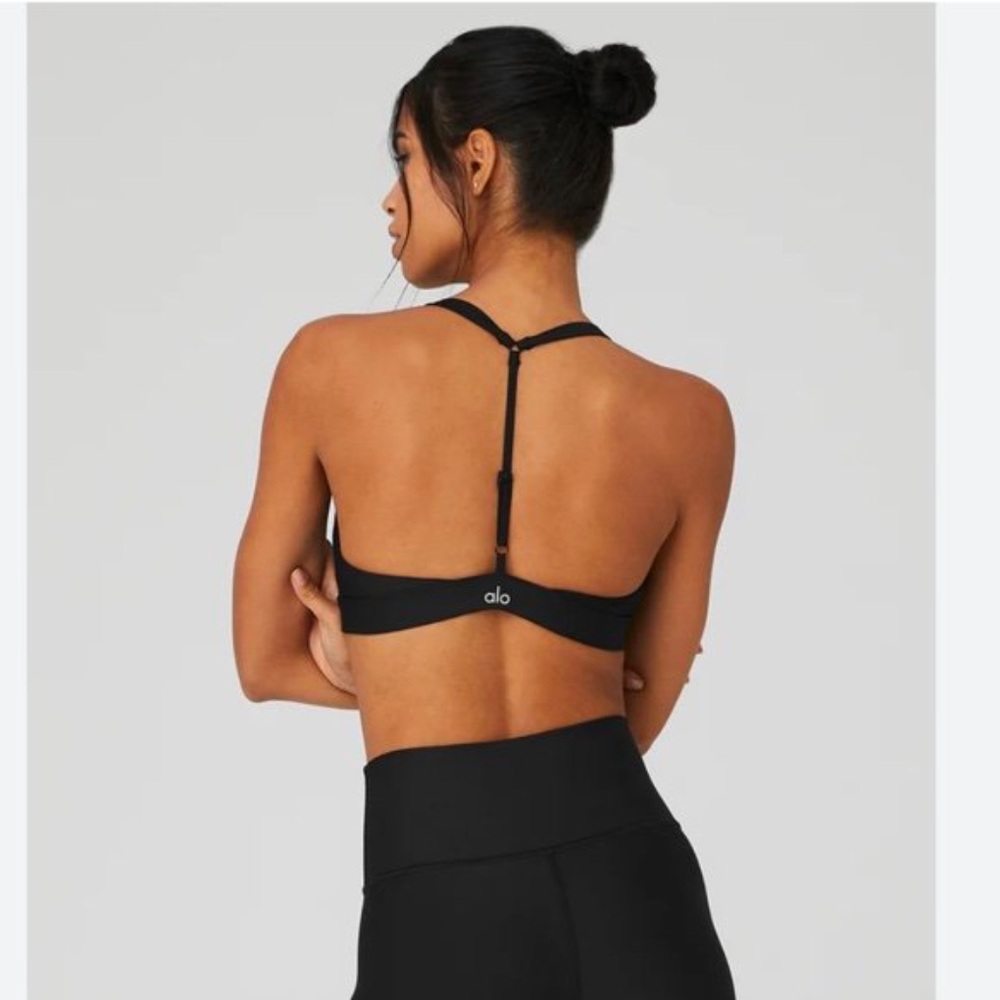 LIKE NEW ALO YOGA AIRLIFT LAYER UP BRA - Picture 2 of 7